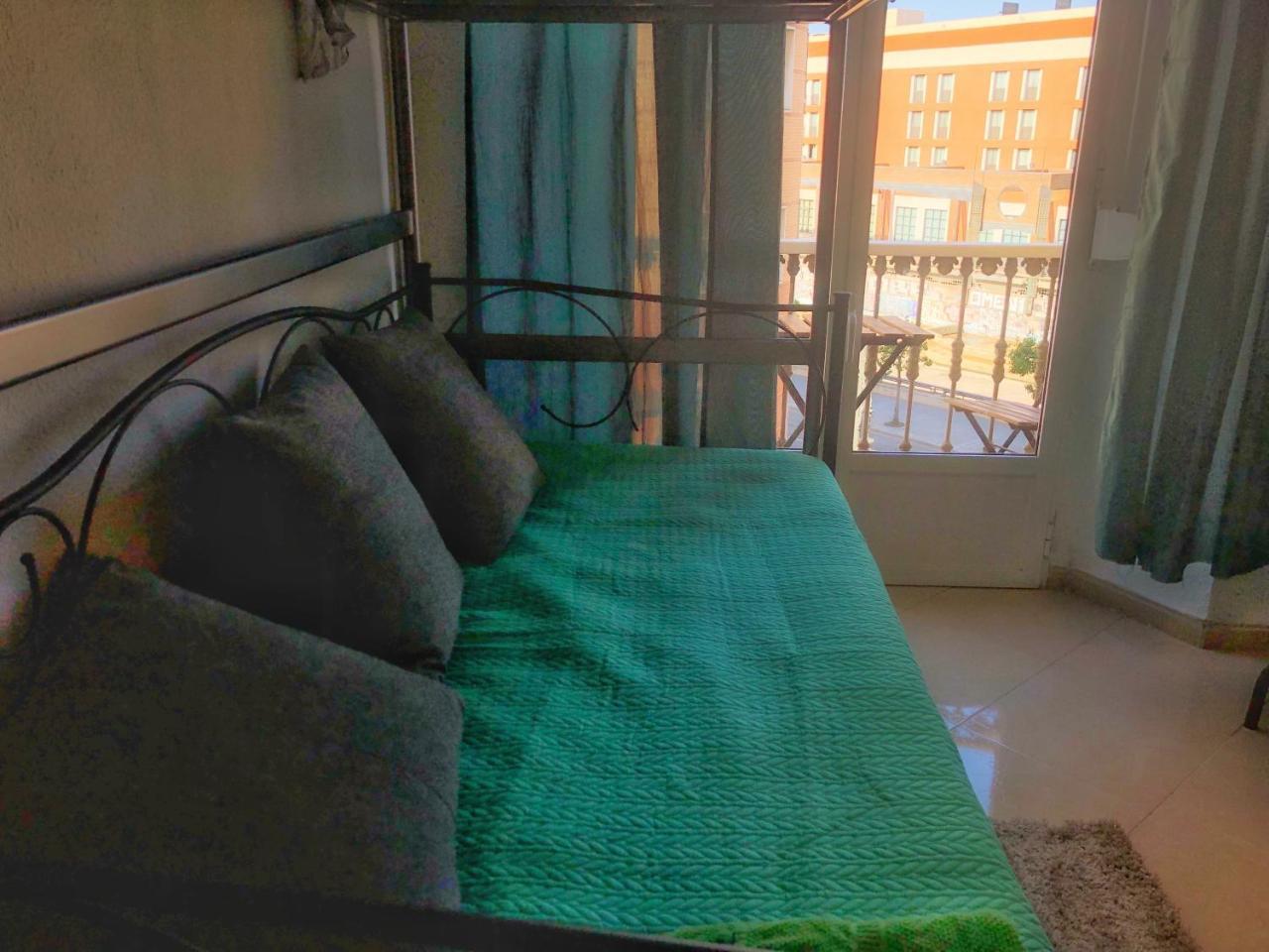 Arriola Rooms Μάλαγα Δωμάτιο φωτογραφία